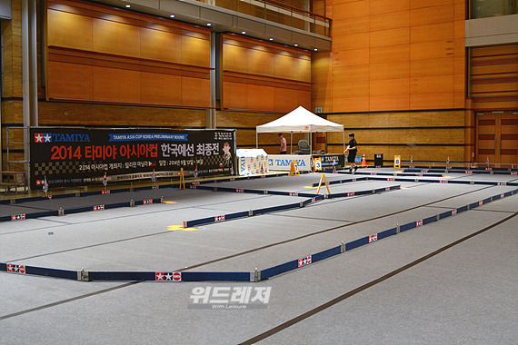 Ű��Ʈ��� Ÿ�̾� �ƽþ��� �ѱ����� ������ ��Ŷ.jpg