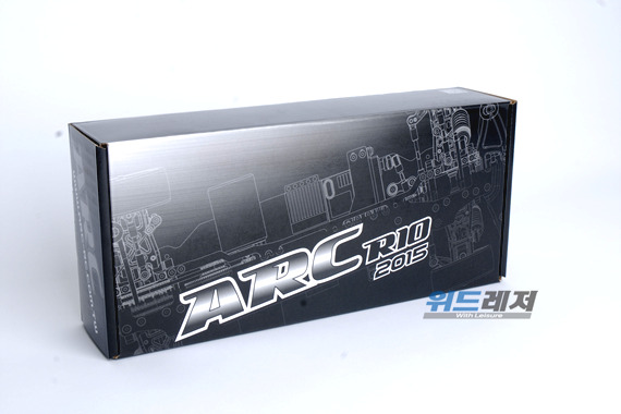 arc r10 2015 box_00.jpg